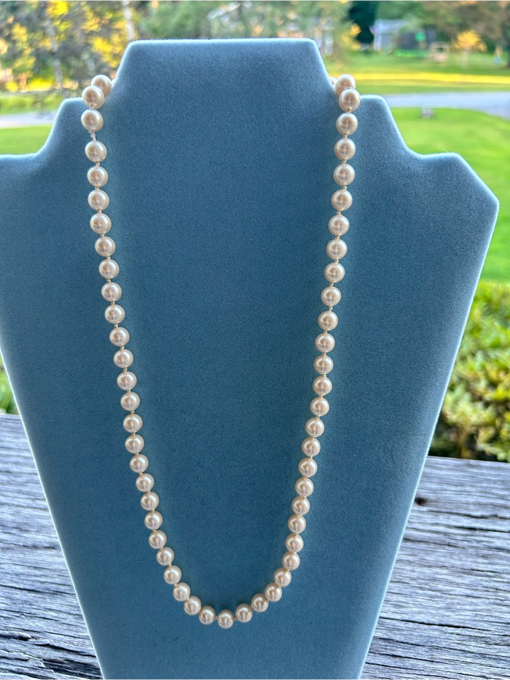 Single strand faux Pearl Bead Necklace cylindrical barrel clasp 21” hand knotted